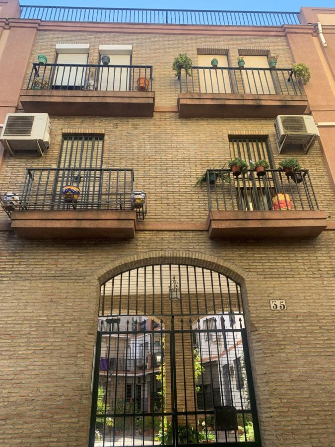 Lucia De Triana Apartment Seville Exterior photo